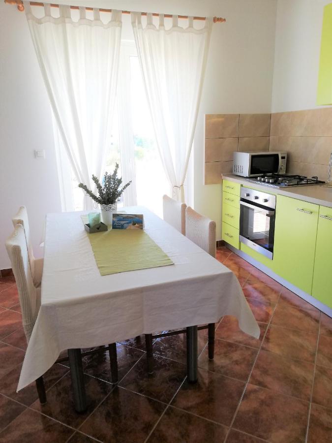 Apartment Anzotika نين المظهر الخارجي الصورة