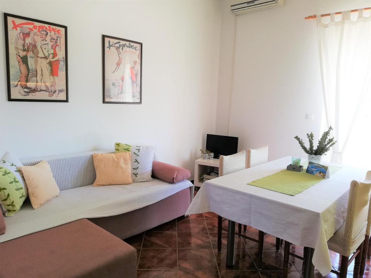 Apartment Anzotika نين المظهر الخارجي الصورة