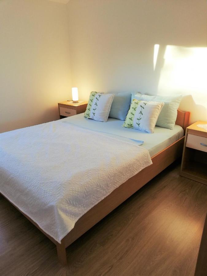 Apartment Anzotika نين المظهر الخارجي الصورة