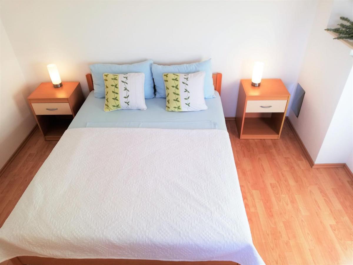 Apartment Anzotika نين المظهر الخارجي الصورة